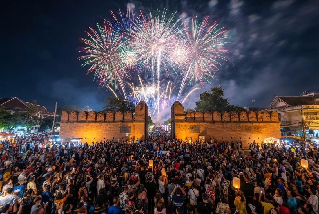 New Year’s Eve at Tha Phae Gate Chiang Mai