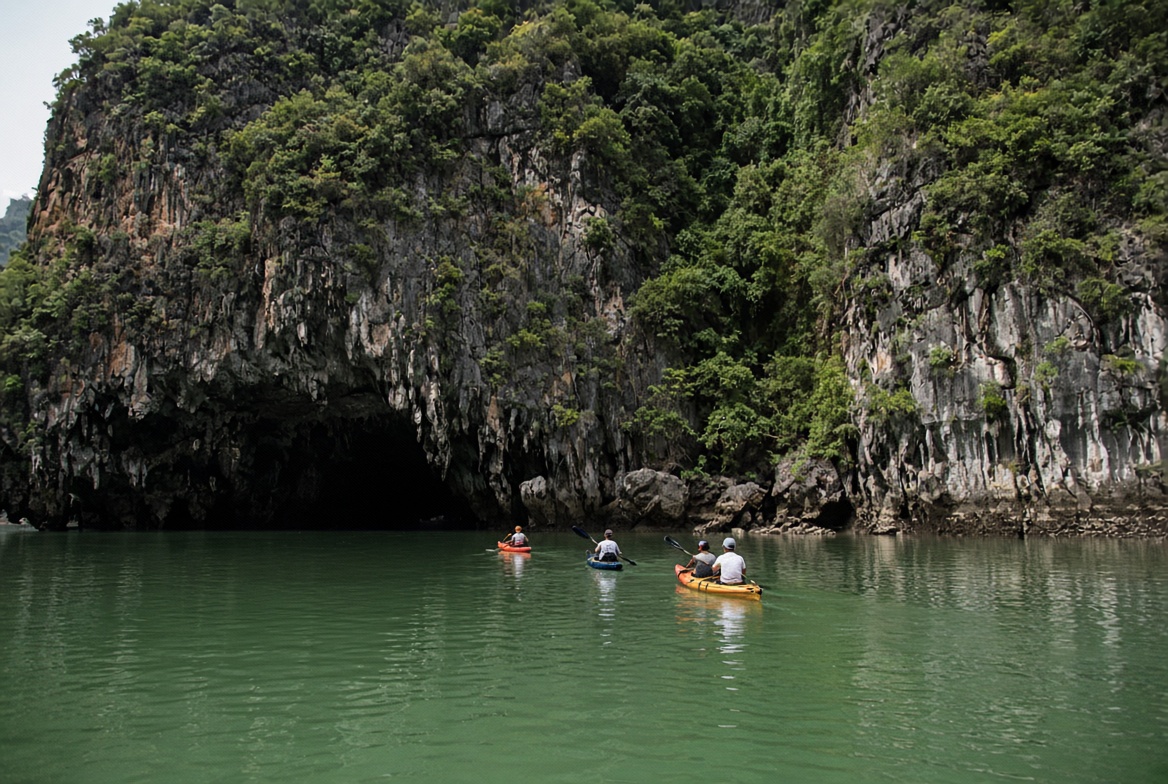 Phang Nga Bay & James Bond Island Khao Lak