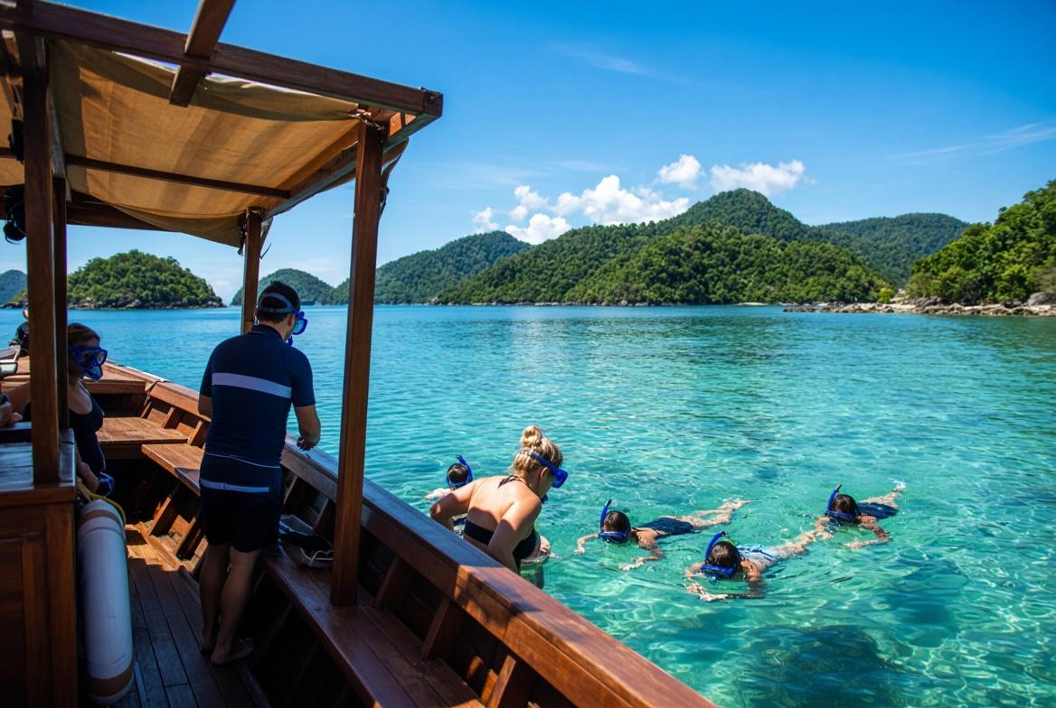 Snorkelling & Dive Boats Koh Chang