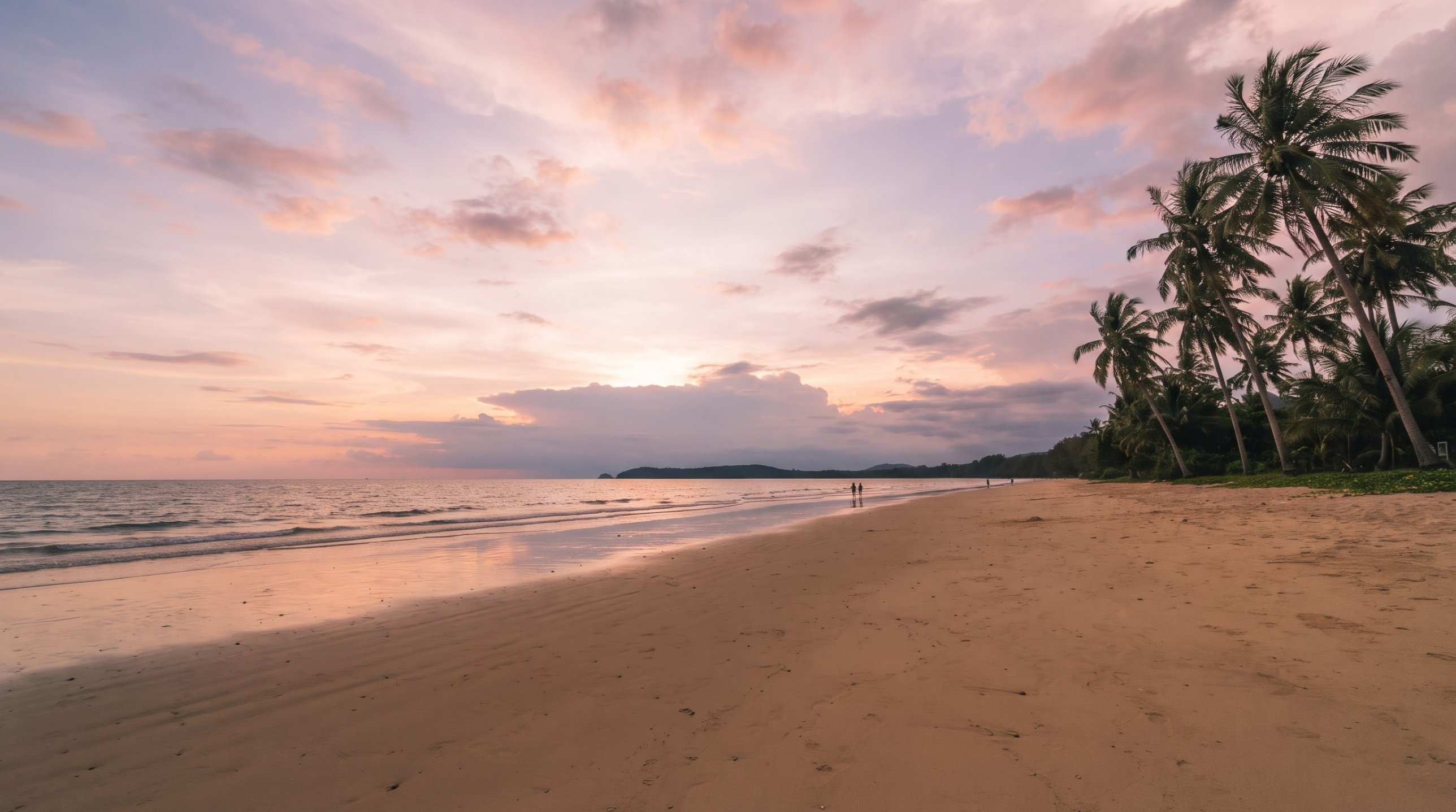 Sunset on the West Coast Koh Lanta