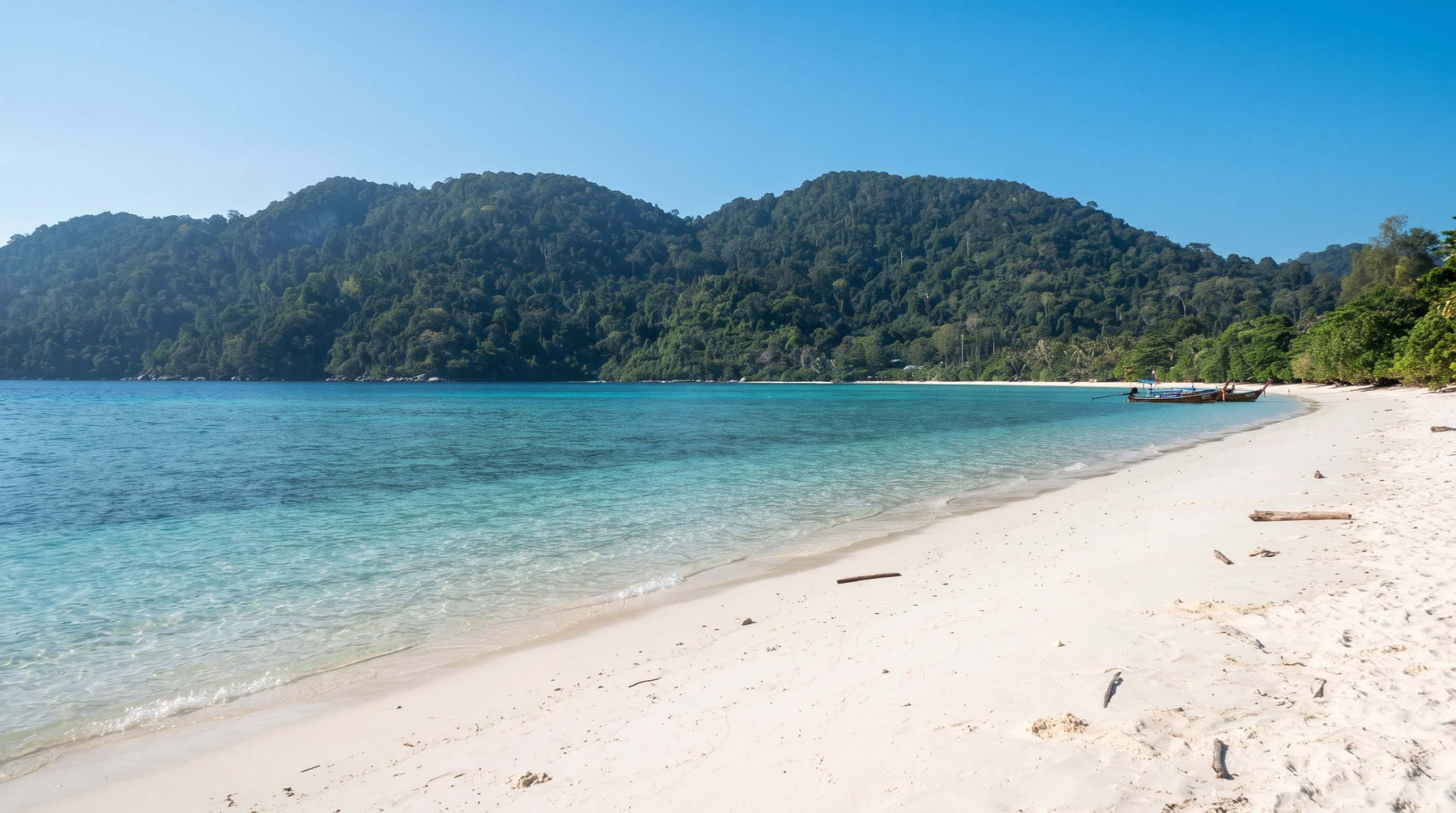 Sunrise Beach Koh Lipe