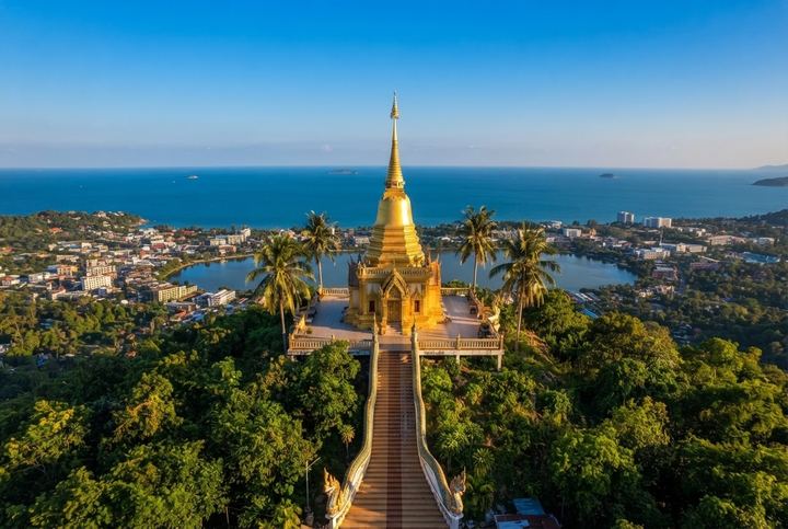 Khao Hua Jook Pagoda Chaweng Koh Samui