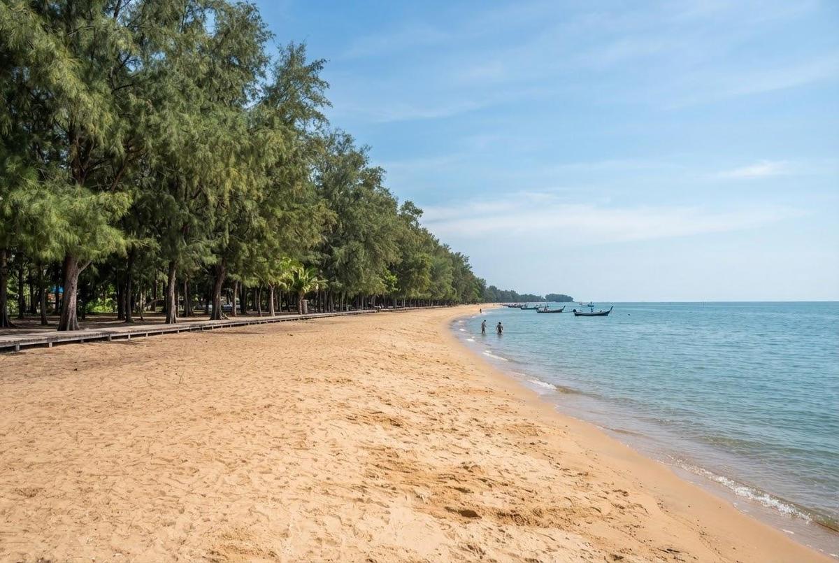 Bang Saen Beach Chonburi