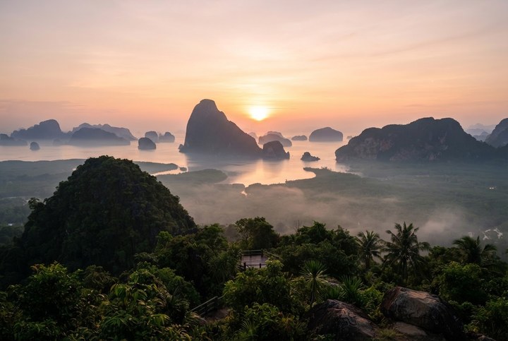 Samet Nangshe Viewpoint Phang Nga